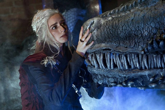 Daenerys 2024 targaryen cosplay