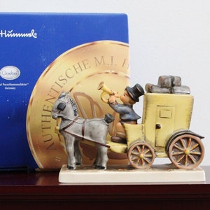 Very Nice 4 1/2&quot; Vintage Hummel Goebel &#39;The Mail Is Here&#39; Figurine (HUM 226) | TMK-5 | W. Germany