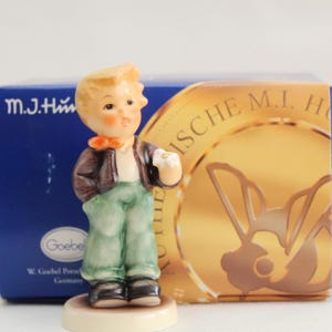 Mint in Box 3 1/4" Hummel Goebel First Issue 'A Flower for You' Figurine (HUM 2077/B) | TMK-8 | Germany