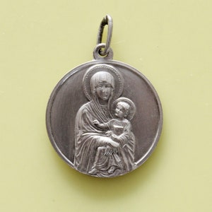 Vintage French Notre Dame Our Lady Virgin Mary & Pope Pius XI Medal