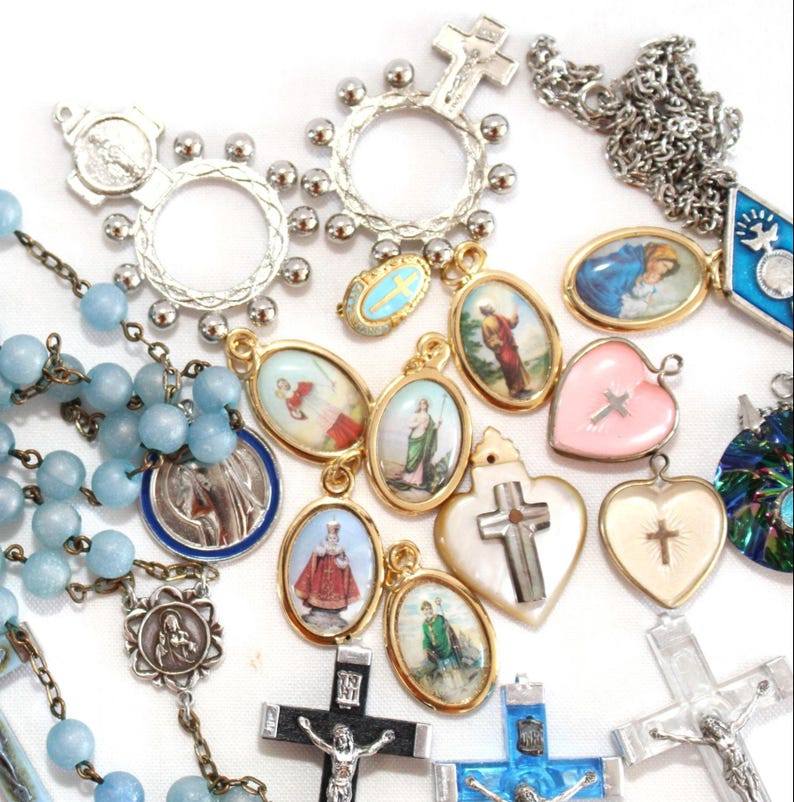 Lot of 21 Catholic Religious Items Devotionals | Rosaries, Pictorial ...
