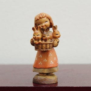 ANRI Juan Ferrandiz 3&quot; Scale Vintage Figure Wood Carving &#39;Basket of Joy&#39; | Made in Italy