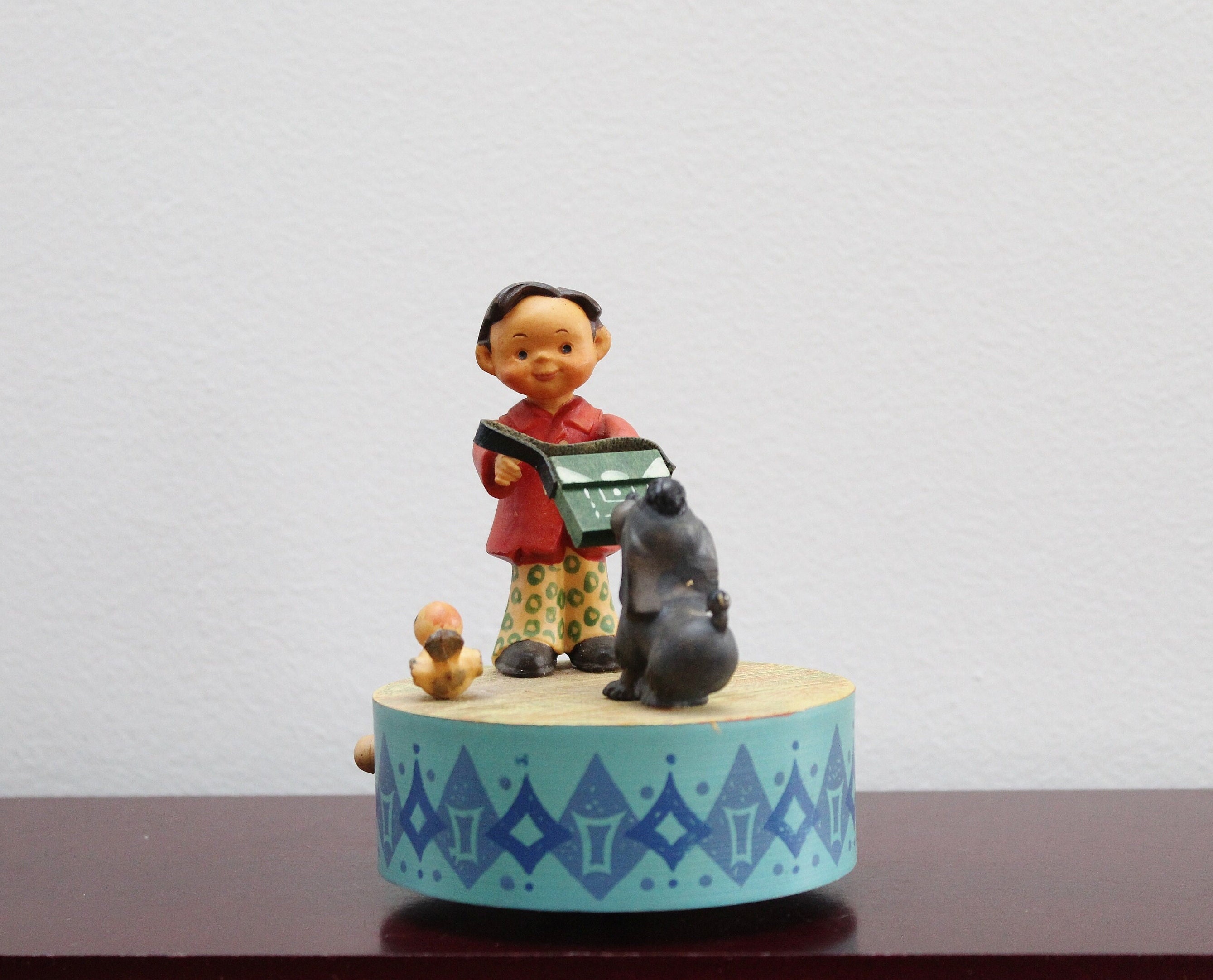 Very Good ANRI Thoren Swiss Movement Music Box | Sing, Sing a Song