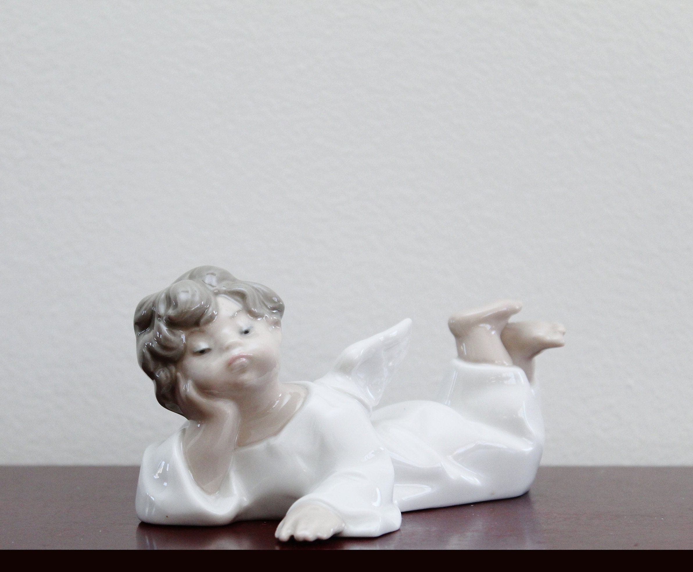 Near Mint 5-1/2