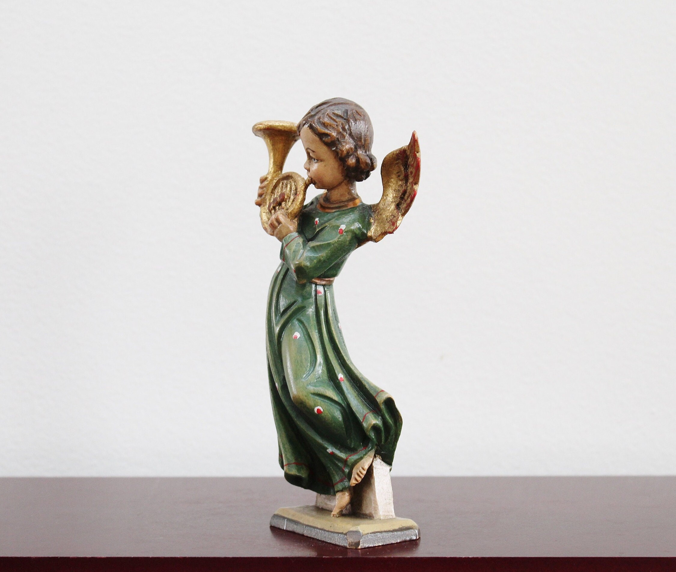 Holztiger: Angel (medium) Malih Nog Naokrog