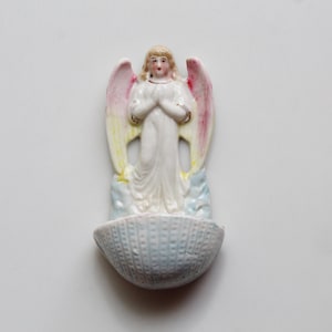 Very Good 4-1/4&quot; Antique &#39;Guardian Angel&#39; Polychrome Ceramic Holy Water Font | Germany
