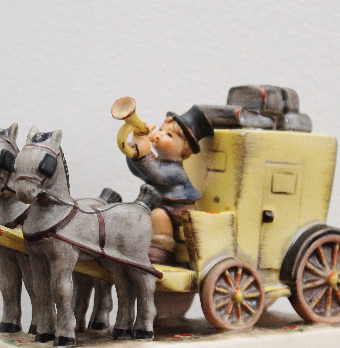 Very Nice in Original Box 4 1/2