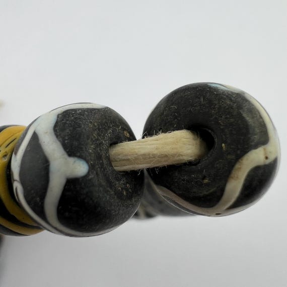 80 Antique Venetian Beads From Mali. African Trade Beads. TB-4677