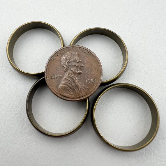 10 Vintage Brass Rings. Size 9 Antique Brass Rings. FMB-133 - Etsy