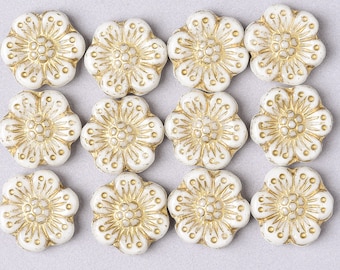 10 Czech 14mm White Anemone Flower Glass Beads. CZ-75