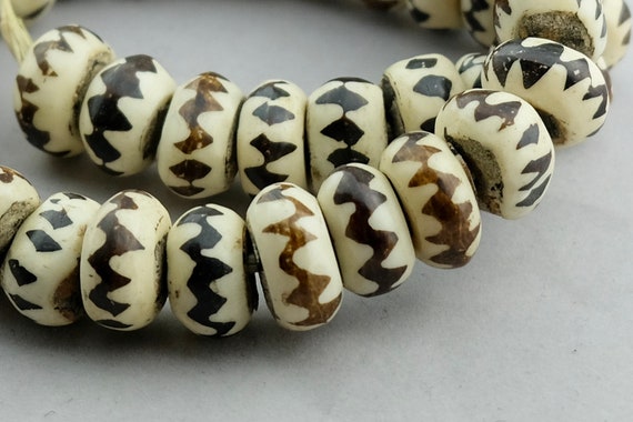 African Large Zig-zag Bone Beads From Kenya .tribal Ethnic