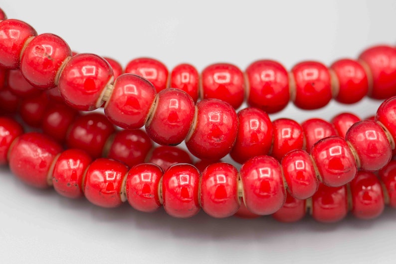 Jewelry Supplies REDWH-1 100 Red 9mm White Heart Trade Beads