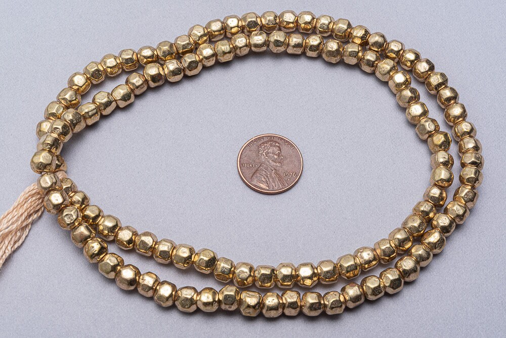 【期間限定送料無料】 Brass Pebble 105 Beads. MB-217-B Beads. Brass Facet Rounded アウトドア寝具