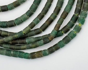 80 Jade Serpentine Gemstone Beads. 3mmGreen Jade Heishi Cylinder Bead. GM-362