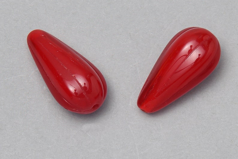 12x24mm Czech Red Teardrop CZ-11 4 Melon Fluted Teardrop Bead