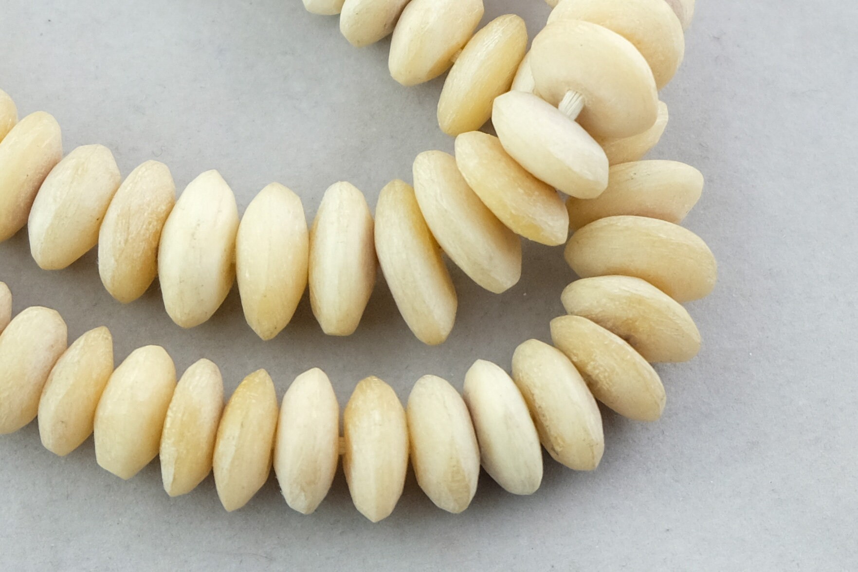 95graduated Bone Beads. Large African Disc Bone Beads. AB-34 - Etsy
