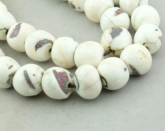 Conch Shell Beads from Nepal. TBW-94