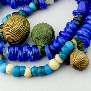 Dutch Dogon African Trade Beads. TB-2253