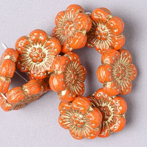 10 Czech Orange 14mm Anemone Flower Glass Beads. CZ-71