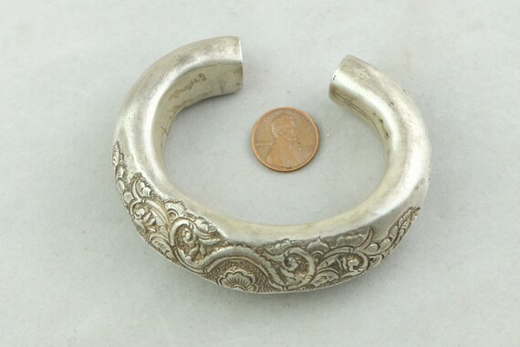 Antique Shan Silver Bangle. High Grade Silver Bracelet From