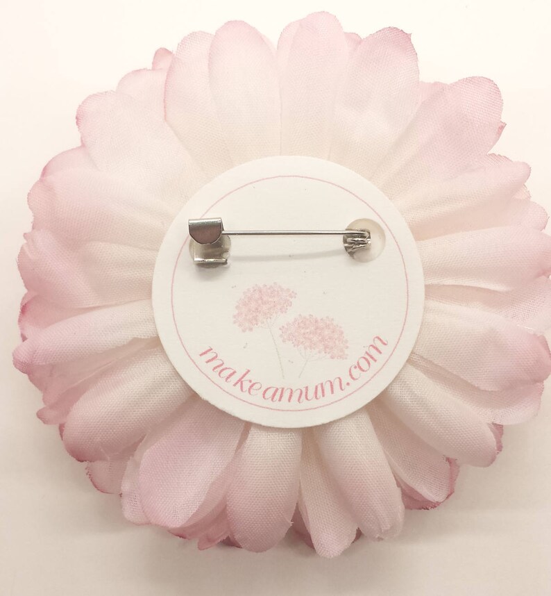 baby shower favor Yellow Baby Shower corsage Baby Girl,Grandma to Be Pin Yellow and White Mommy To Be Pin dUETTEpEARLmTB