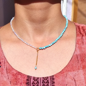 Collar de ópalo etíope, collar de larimar y cadena con relleno de oro.