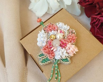 Bouquet of Flowers Brooch, Pink Jewelry Flowers, Beaded Victorian Jewelry Accessory Gift for Woman Statement Brooch Handmade