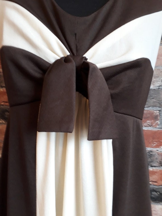 cream dress size 18