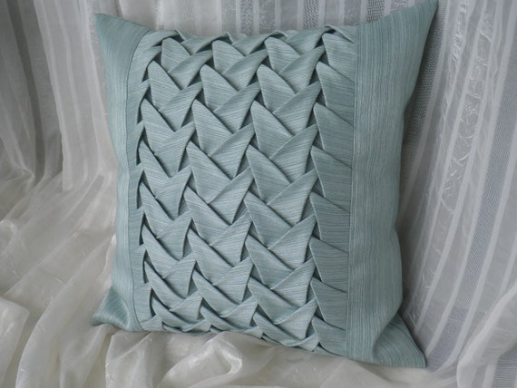 smocking pillow cover