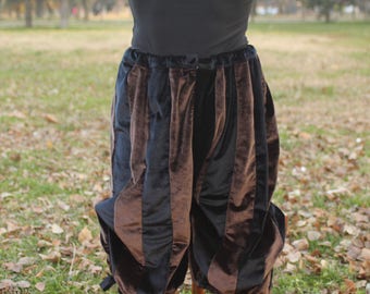 Pantalones medievales de terciopelo: ropa de fiesta renacentista