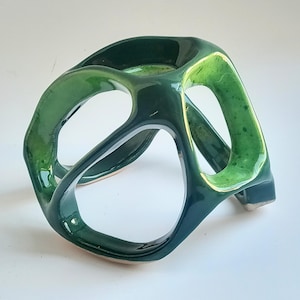 Abstract Green Ceramic Sculpture: Bio-Organic Aquarium Cave & Modern Shelf Decor