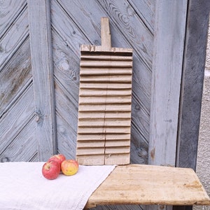 Primitive antique mangle board XXL Farmhouse wooden tool Washing board Rustic bathroom washboard Country ironing board Primitives wall decor