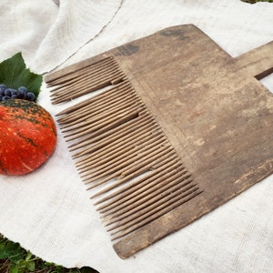 1800s antique XXXL wool carding comb for rustic home decor Country cottage primitive antiques Farmhouse wooden wool carder Very large comb
