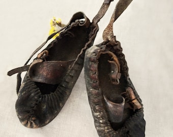 Primitive antique wall decor Rustic leather shoes Wall hanging peasant moccasins 1800s opanci pair Farmhouse cottage Country prims