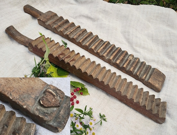 Primitive antique mangle board Farmhouse wooden tool washboard Washing board Country ironing board Primitives wall decor Rustic bathroom