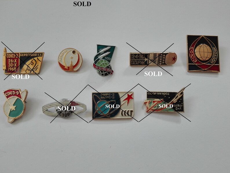 Memorabilia soviet badges rare Kosmoss program Soviet space program pin