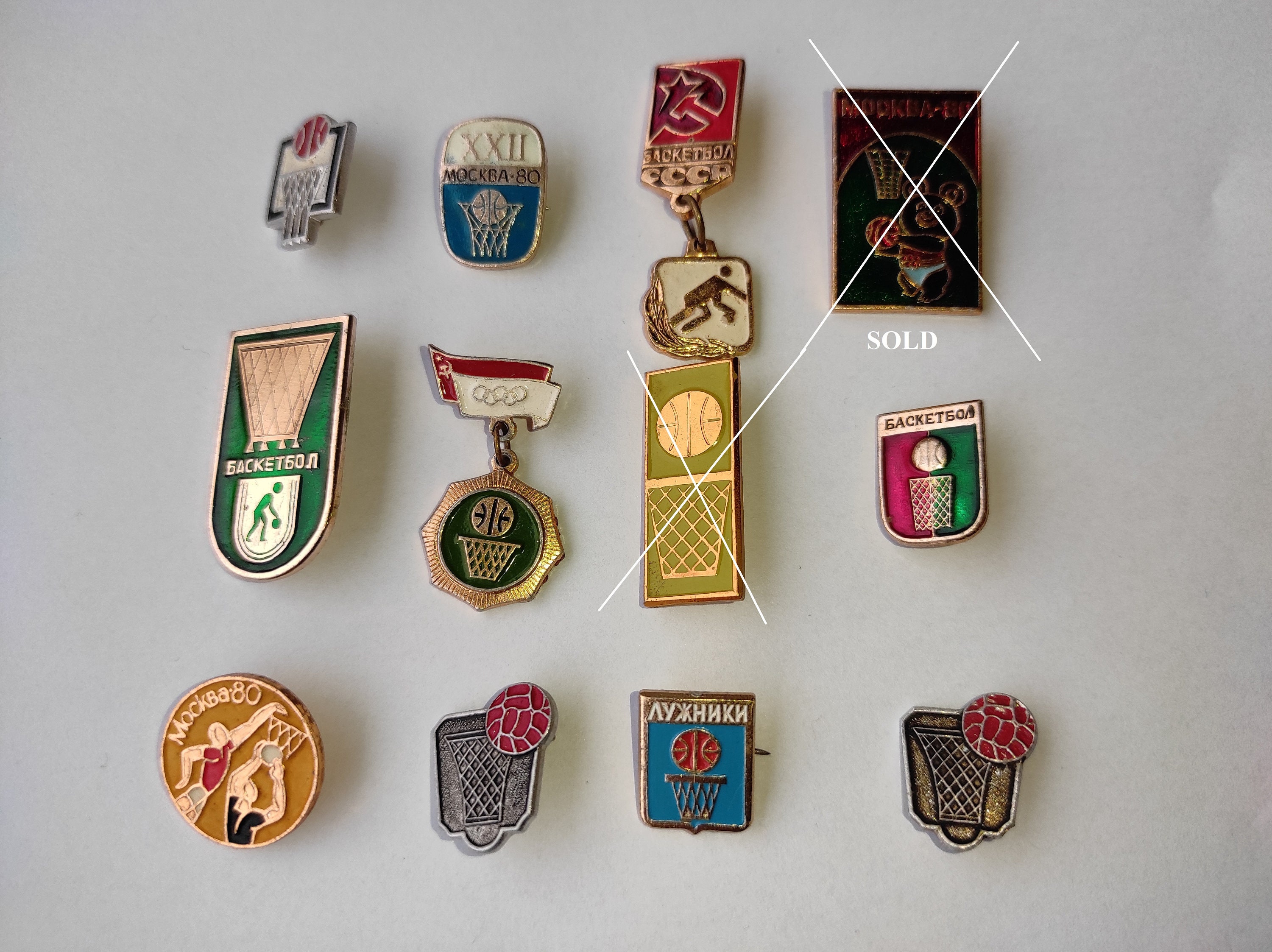 Basketball olympic besketball pins Soviet baskketball vintage badge