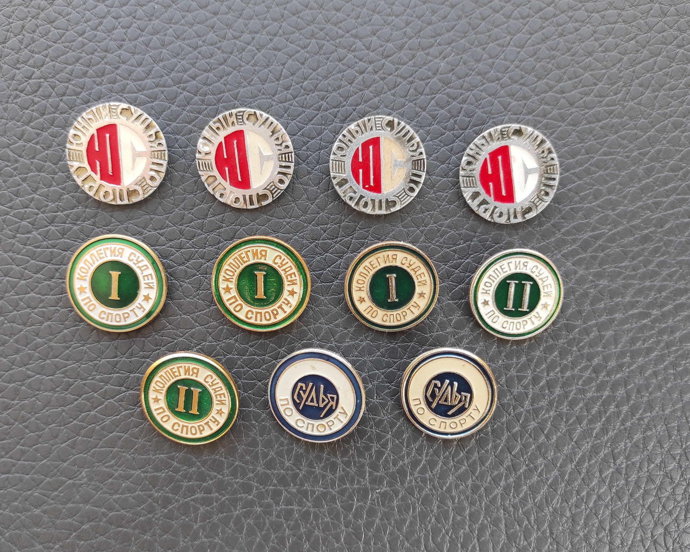 Sport referee Sport badge Sport pin Sport game Sport referee Etsy 日本