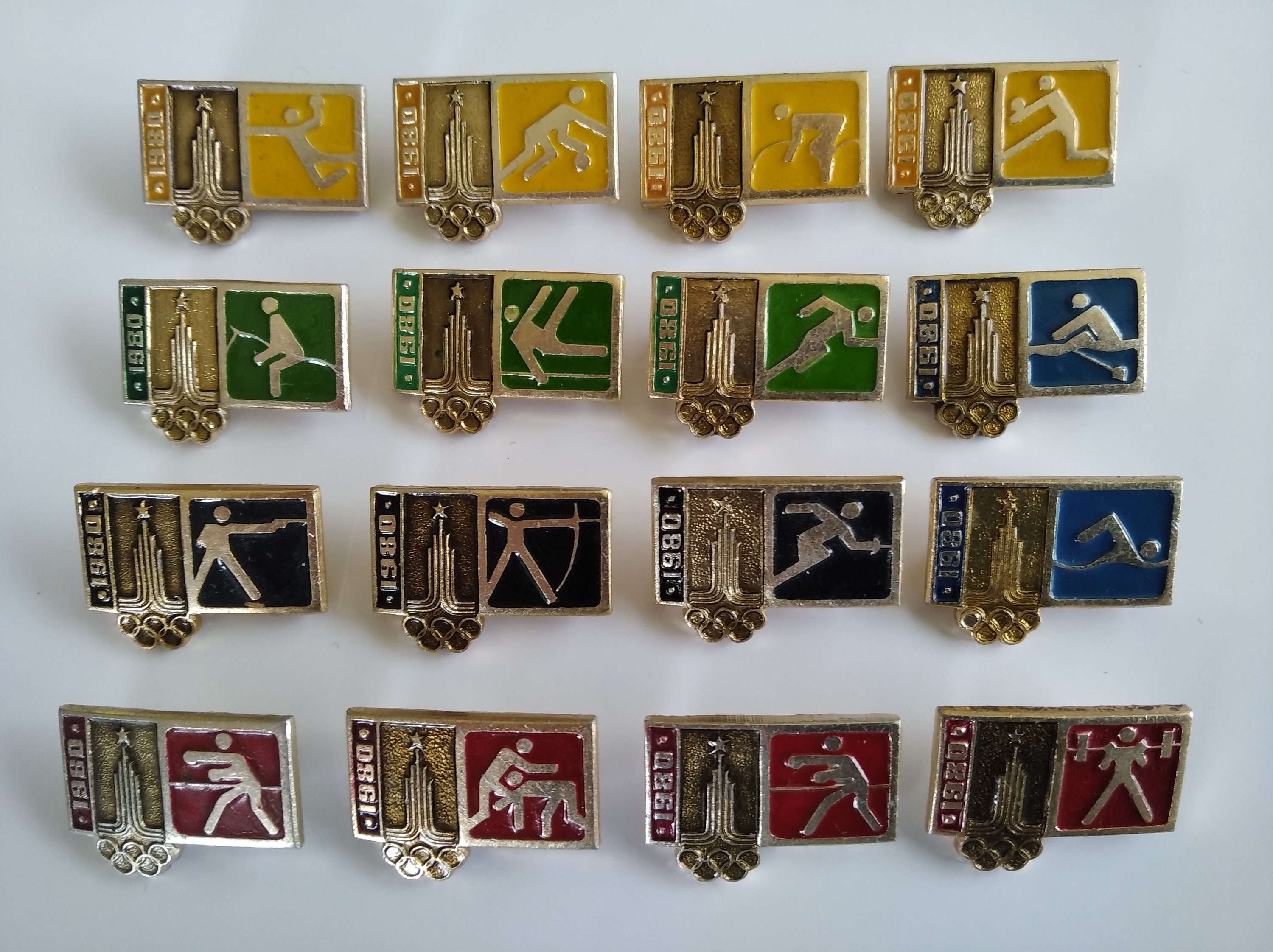 Insigne Vintage – Jeux Olympiques Moscou 1980 – Pin’s été Original