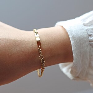 Bracelet gourmette plaque gravée personnalisable, acier doré argenté | Cadeau femme, bijou affirmé, idée cadeau amie