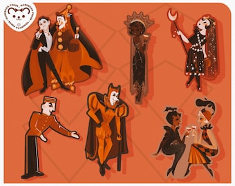 Op de afbeelding: Een verzameling stickers met gestileerde illustraties van kostuumfiguren in vintage stijl. De karakters omvatten een vampier, een nar en een duivel, tegen een oranje achtergrond. De stickers zijn ontworpen met een retro esthetiek.