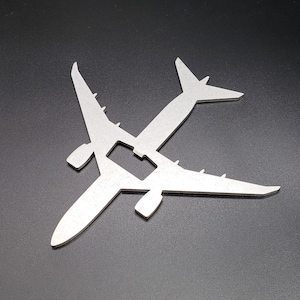 787 Dreamliner Airliner Aircraft Bottle Opener - Aviation - Pilot Gift