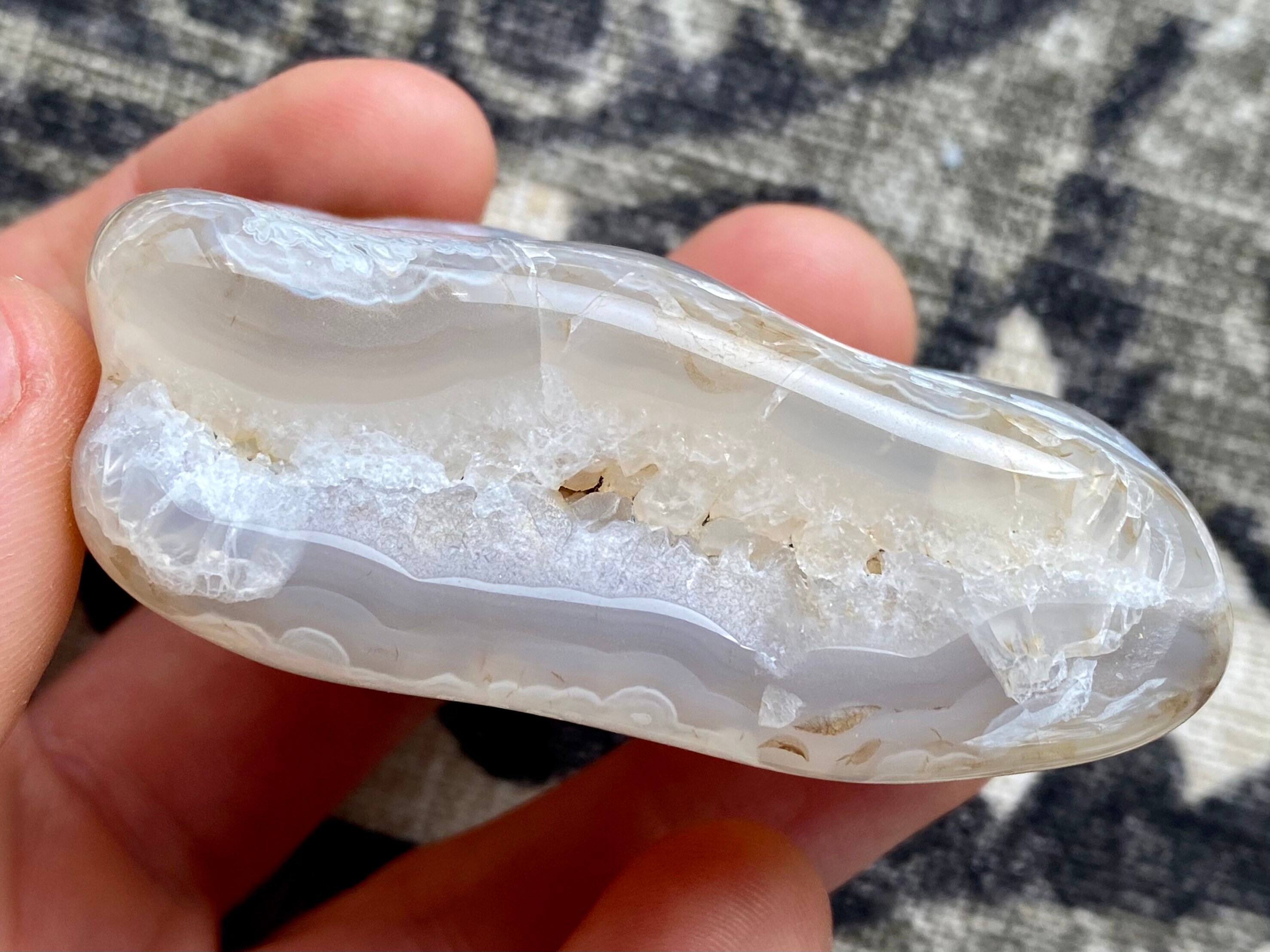 Banded Montana moss agate with large quartz crystal inclusion | Etsy