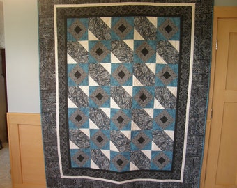 Hourglass Quilt