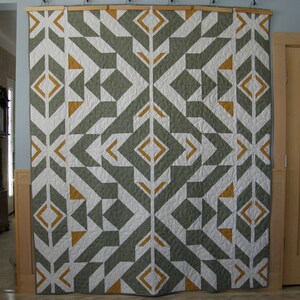 Twin Bedspread / Quilt / Modern Quilt