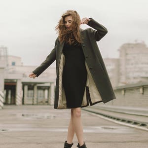 Woman green coat /  Green autumn coat / Warm wool coat // Alana