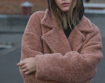 Winter wool overcoat / Oversized wool coat/ Camel black plum faux fur long coat / Fall wool coat