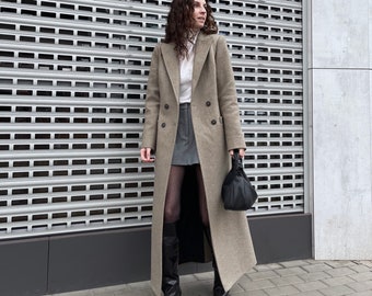 Fall tapered wool coat / autumn wool custom fit coat / Tailored long coat / Winter fitted coat //