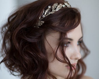 Bridal silver tiara / Crystal wedding crown / Floral bridal headpiece