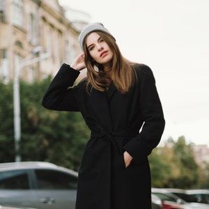 Black autumn coat / woman wool coat / oversized wool overcoat image 2